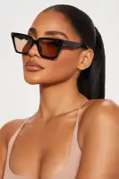 Cat Eye Frame Plastic Lens Black/Orange