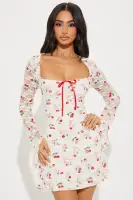 Elegant Cream Lace Mini Dress with Square Neckline & Long Slit Sleeves – Stretchy & Lined(Cream,XS)