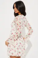 Elegant Cream Lace Mini Dress with Square Neckline & Long Slit Sleeves – Stretchy & Lined(Cream,XS)
