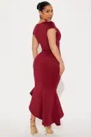 Burgundy & Rust Short Sleeve Midi Dress – High Neck, Asymmetrical Hem & Stretchy Comfort(Burgundy,XS)