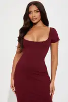 Chic Scoop Neck Mini Dress with Back Slit & Zipper - Black & Wine(Wine,XS)