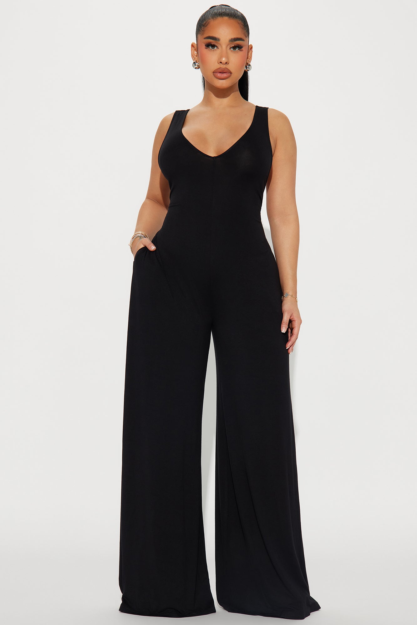 Sleeveless V-Neck Wide Leg Jumpsuit with Pockets Casual Stretch Rayon Blend