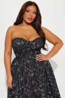 Elegant Strapless Midi Dress with Sweetheart Neckline & Corset Waist - White/Blue or Black/White(Black/White,XS)