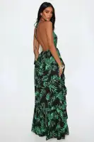 Elegant Black Printed Maxi Dress with Deep V-Neck & High Slit – Flowy Ruffle Skirt & Backless Design(Black/combo,XS)