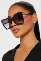 Rhinestone Detail Hinge Closure Fashion Hoop Earrings