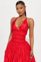 Elegant Red Maxi Dress with V-Neckline & Adjustable Straps – Cross Back & Elastic Waist(Red,XS)