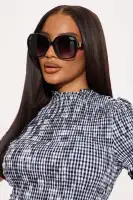 Black Round Sunglasses with Plastic Frame and Rhinestone Temple Detail