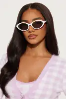 Cat Eye Standard Lens Plastic Frame Imported Sunglasses