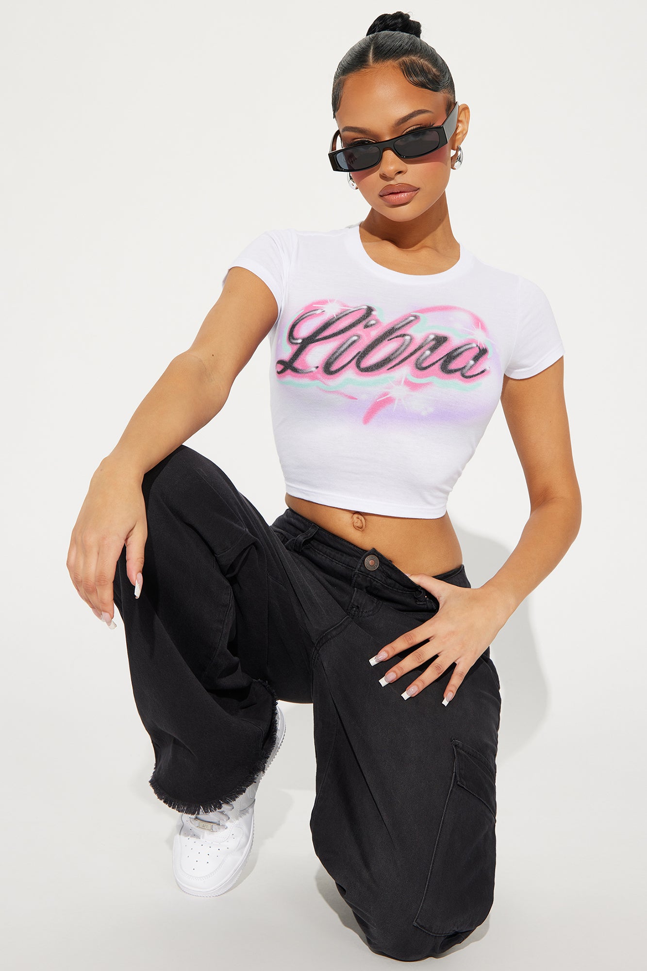 Libra Graphic Crew Neck Tee - Stretch Comfort in White - 65% Polyester 35% Cotton