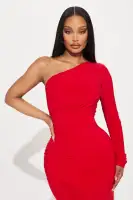Elegant Ruched One-Shoulder Maxi Dress with Long Sleeves & Side Slit - Available in Yellow & Red