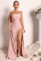 Elegant Off-Shoulder Maxi Dress with Padded Bra Cups & High Slit – Available in Lavender, Mauve, Navy & Sage