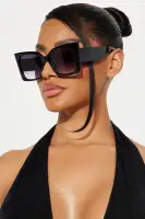 Black & Red Cat Eye Sunglasses with Plastic Frame
