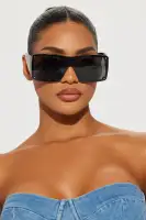 Black Shield Sunglasses with Plastic Frame(Black,OS)