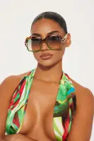 Tortoise Square Gradient Oversized Glasses