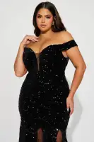 Elegant Sequin Off-Shoulder Maxi Dress – Deep V-Neck Mermaid Silhouette in Hunter & Black(Black,XS)