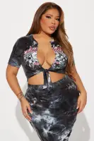 Tie Dye Maxi Dress - Short Sleeve V-Neck with Tie Front, Stretchy & Unique Design (Black/Combo)(Black/combo,XS)