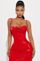 Elegant Red Faux Leather Maxi Dress with Sweetheart Neckline & Lace Trim(Red,XS)