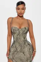 Elegant Mesh Midi Dress with Sweetheart Neckline & Lace-Up Back – Adjustable Spaghetti Straps & Flocked Padded Cups(Taupe/combo,XS)