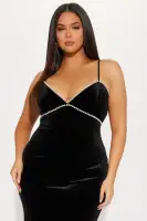 Elegant Black Velvet Maxi Dress with V-Neck & Pearl Detail – Adjustable Straps & Open Back(Black,XS)