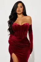 Elegant Velvet Strapless Corset Gown with High Slit & Train – Available in Hunter and Wine(Wine,XS)