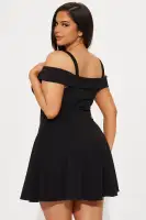 Sexy Black Cold Shoulder Mini Dress - V-Neck, Stretchy & Flirty(Black,XS)