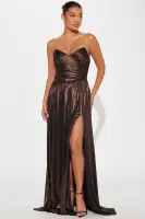 Elegant Bronze Metallic Gown – Sweetheart Neckline, Strapless with Draped Front & Side Slit