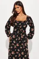 Elegant Black Long Sleeve Printed Midi Dress with Square Neck & Puff Sleeves(Black,XS)