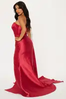 Elegant Strapless Sweetheart Maxi Gown with High Slit – Navy & Red(Red,XS)