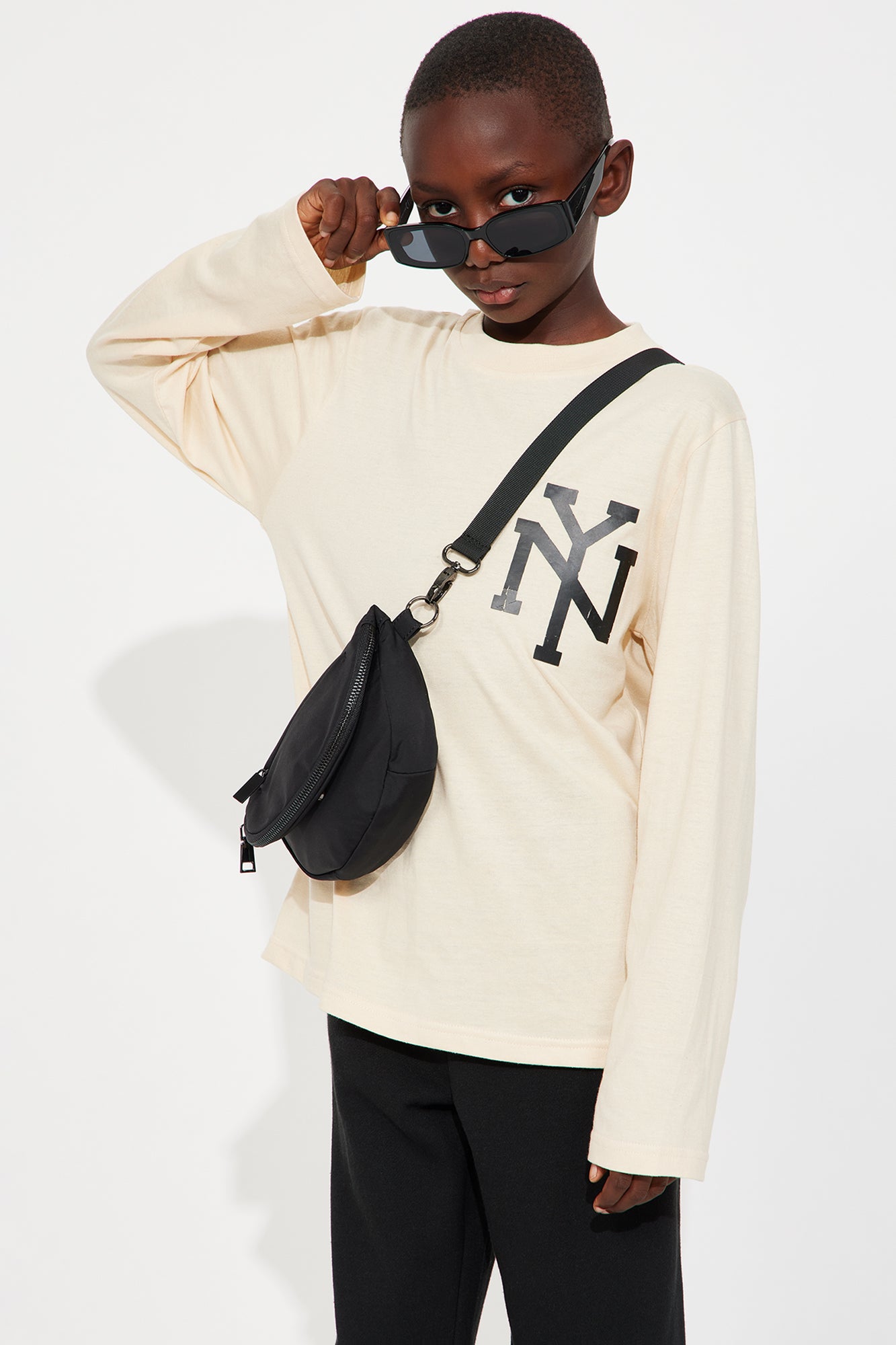 "Solid Fleece Hooded Pullover with 'New York' Verbiage 60 Cotton 40 Polyester Jogger Set