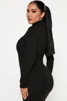 Elegant Ribbed Midi Dress - Mock Neck, Long Sleeve & Lined in Charcoal, Black, White, Green(Black,S)