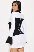 Chic Bandage Mini Dress with Long Bell Sleeves & Hardware Details – Black/White(Black/White,XS)