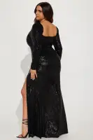 Elegant Black Sequin Maxi Dress with Long Sleeves & High Slit – Square Neckline & Hidden Zipper(Black,XS)