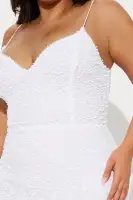 Elegant Sequin Maxi Dress with V-Neckline & Bungee Straps – White & Taupe(White,XS)
