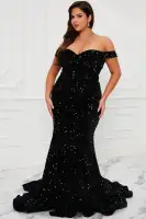 Elegant Black & Royal Velvet Sequin Maxi Gown – Off-Shoulder Sweetheart Neckline with Dramatic Train(Black,XS)