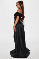 Elegant Black Off-Shoulder Maxi Dress with Ruched Top & A-Line Silhouette - Stretchy Polyester-Spandex Blend(Black,XS)