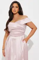 Elegant Mauve Off-Shoulder Maxi Dress with Pockets & A-Line Silhouette(Mauve,XS)