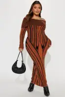 Off-Shoulder Long Sleeve Sweater Maxi Dress – Stretchy & Stylish in Rust/Combo(Rust/combo,XS)