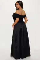 Elegant Black Off-Shoulder Maxi Dress with Ruched Top & A-Line Silhouette - Stretchy Polyester-Spandex Blend(Black,XS)