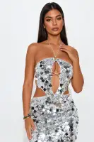 Sequin Silver Maxi Dress with Halter Neckline, Bunge Straps & Cut-Out Back – Stretchy Polyester Elegance(Silver,XS)