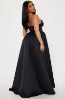 Elegant Sweetheart Neckline Maxi Dress with Back Zipper – Available in White & Black(Black,XS)