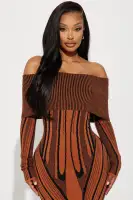 Off-Shoulder Long Sleeve Sweater Maxi Dress – Stretchy & Stylish in Rust/Combo(Rust/combo,XS)