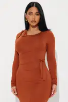 Elegant Black Ruched Midi Dress with Cut-Out Details & Tie Waist – Long Sleeve Stretch Rayon(Cognac,XS)
