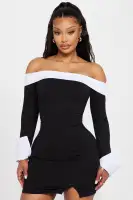 Sexy Off-Shoulder Mini Dress with Back Zipper & Slit - Black/White Stretch Rayon Blend