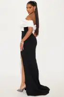 Elegant Off-Shoulder Maxi Dress with High Slit - Black & White Options(Black/White,XS)