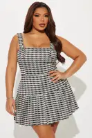 Chic Stretch Tweed Mini Dress - Square Neck, Pleated Back & Zipper - Black/White(Black/White,XS)