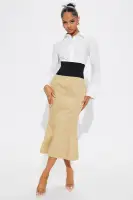Elegant Midi Shirt Dress with Bandage Waist & Mermaid Hem – Khaki/Combo