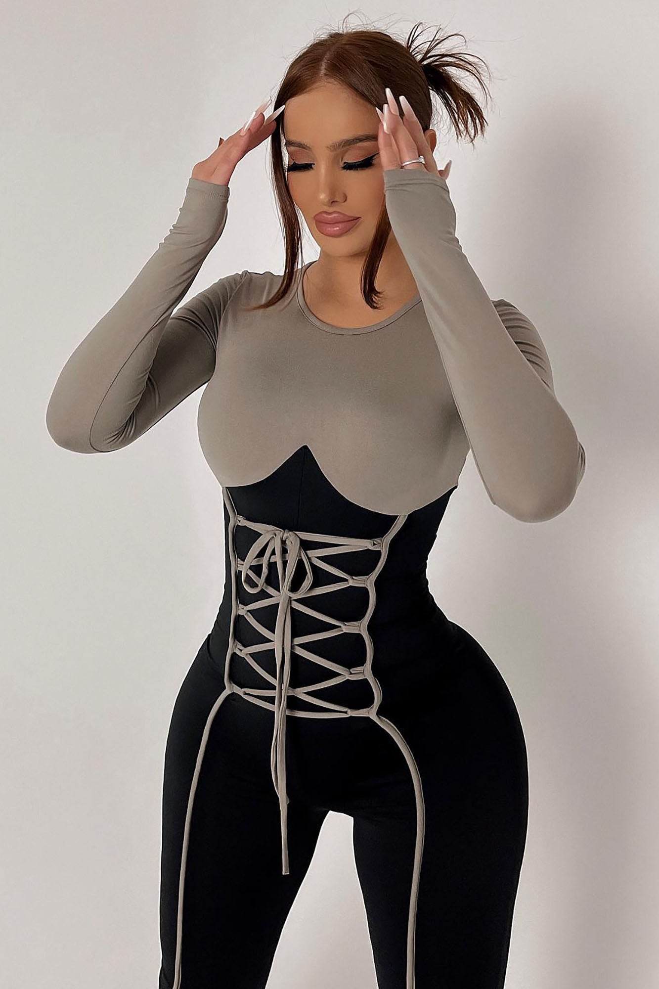 Active Sleeveless Jumpsuit with Deep V Neck & Open Back - Stretchy & Breathable