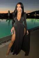 Sexy Black Maxi Spree Dress – Deep V Neck, Padded Shoulders & High Slit for a Stunning Look